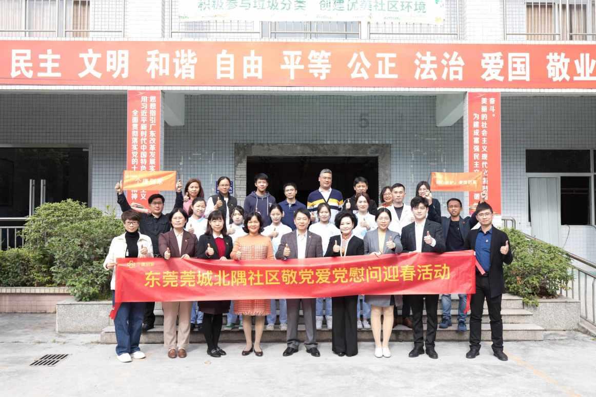 逃出上锁的现代房间2